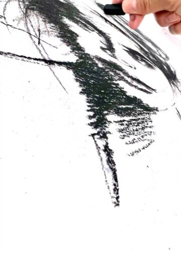 Sosiego. Carboncillo, A3 · 29,7 × 42 cm. Norelys Correa